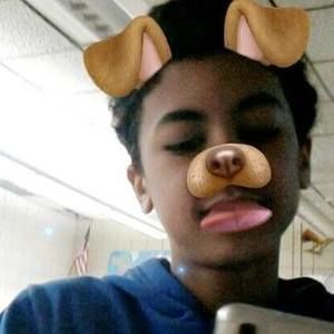 Meet your Posher, Emanuel